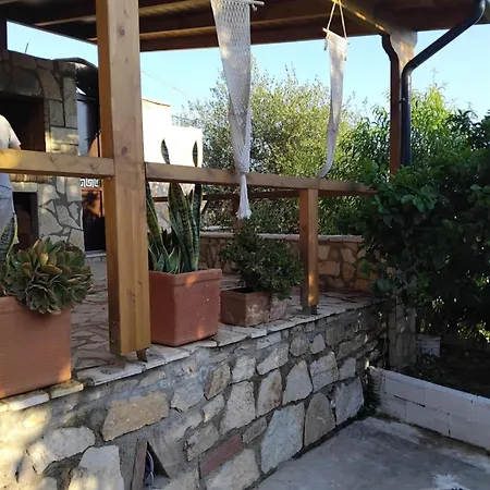 게스트하우스 Vogklis House 체파로