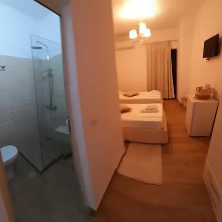Vogklis House *