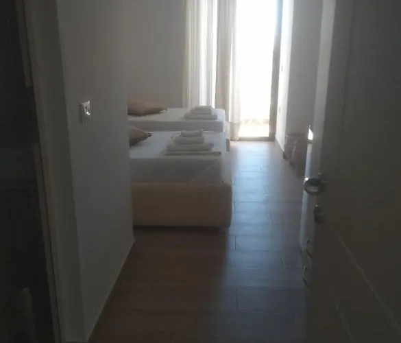 Vogklis House Konukevi Qeparo