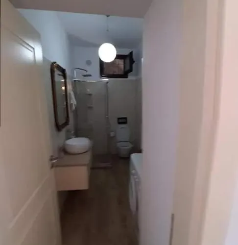 Vogklis House Konukevi Qeparo